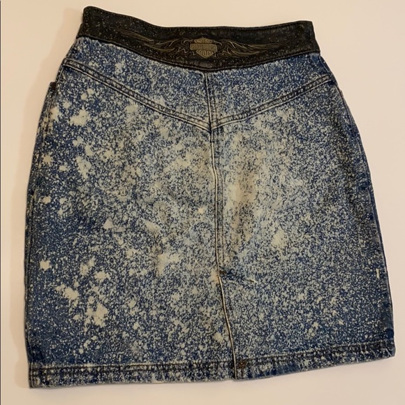 Harley Davidson Jean skirt with leather waist - Picture 9 of 12